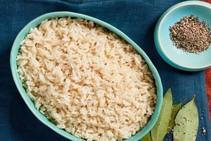Як правильно та скільки варити пропарений рис: рецепти смачного гарніру