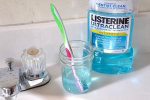 Як продезинфікувати зубну щітку, зберігати та доглядати за нею