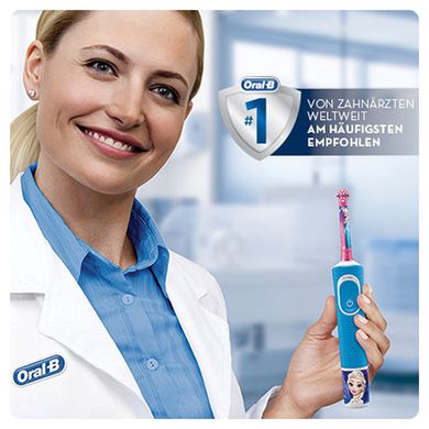 Родинний набір зубних щіток Oral-B D100 Sensitive clean + D100 Kids Frozen (Крижане серце)