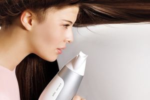 Как выбрать фен для сушки волос: советуемся с экспертами