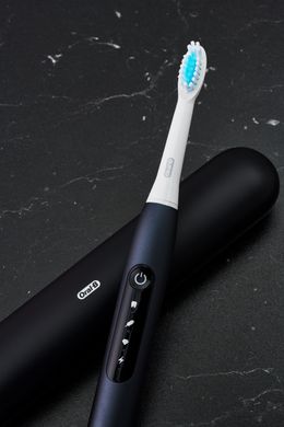 Зубна звукова щітка Oral-B Pulsonic Slim Luxe 4500 S411.526.3X black (чорна) + футляр