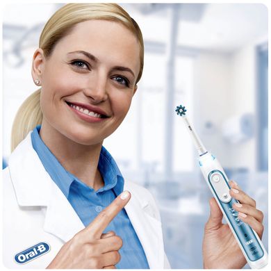 Зубная щетка Oral-B Smart 6 6000n D700.535.5XP CR